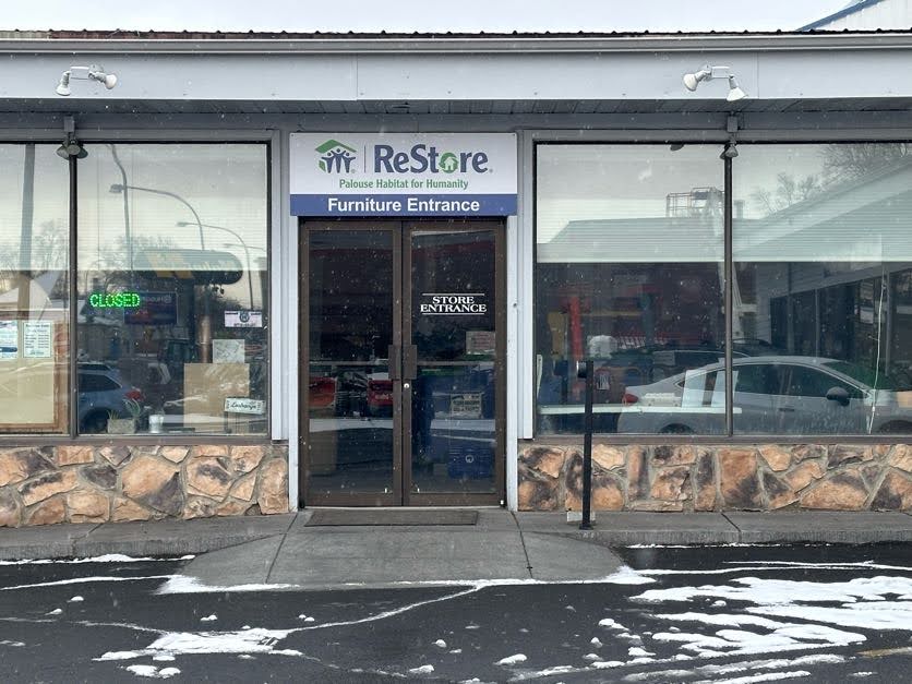 ReStore furniture entrance